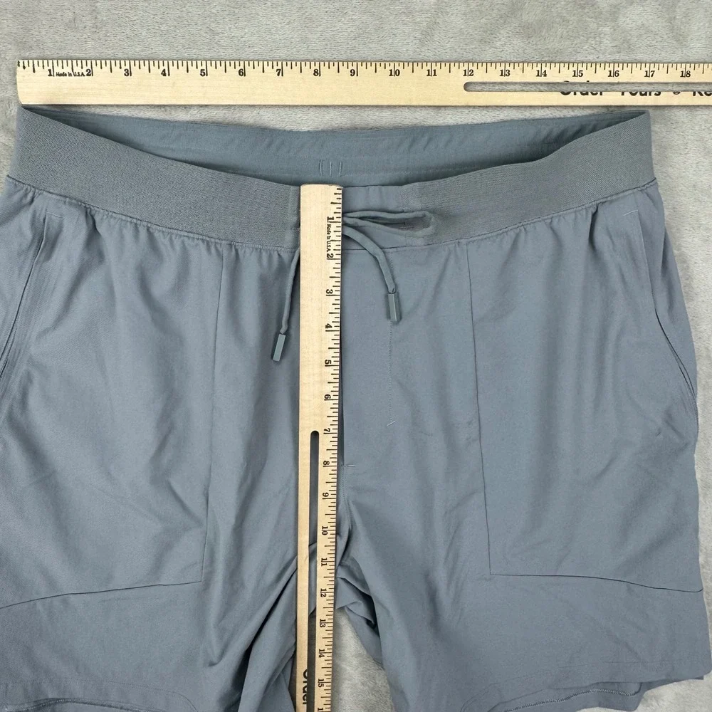 Lululemon Men's License to Train Linerless Short 7